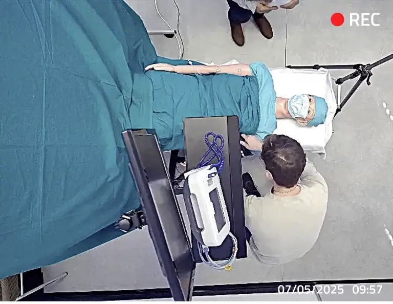 Usability lab ceiling