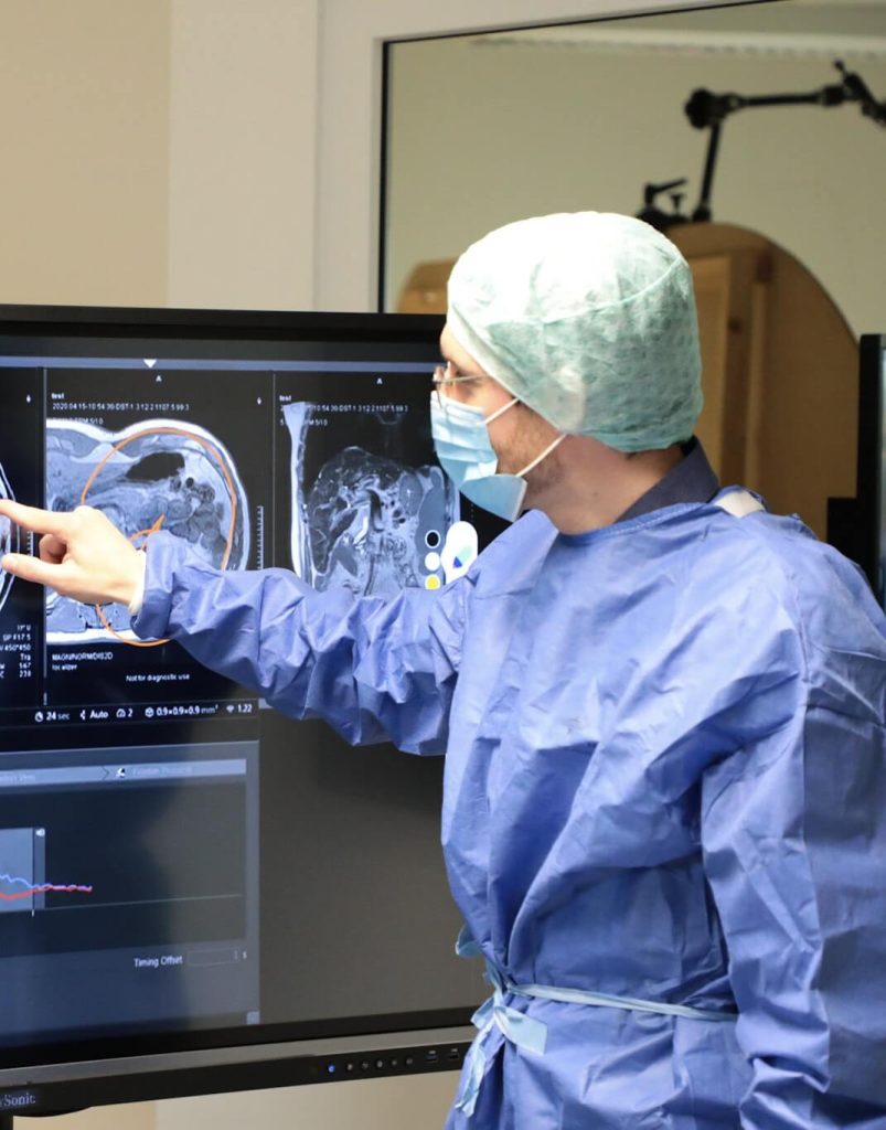 Recruiting Healthcare Professionals 1 Radiologe